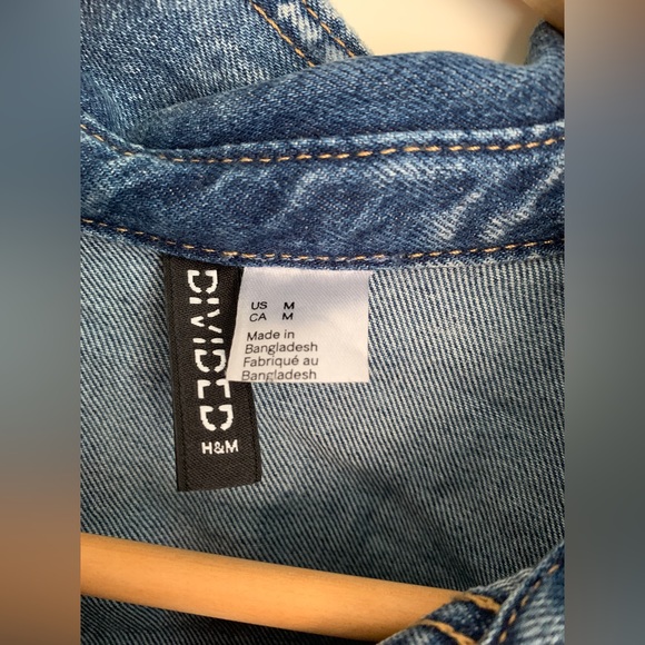 Jean jacket/shirt size M, H&M women’s - Picture 3 of 3